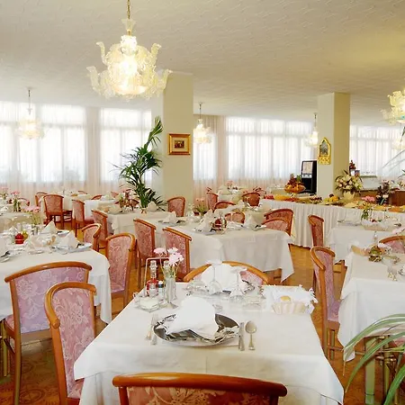 Victoria 3* Bibione