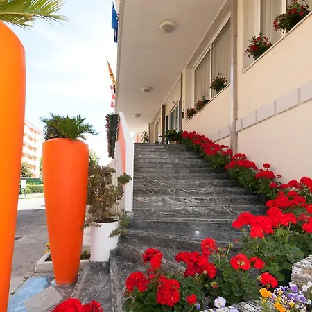 Victoria Hotel